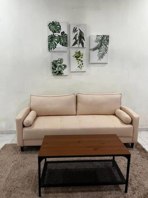 Manjung Modern + Cozy Terrace Home 卢穆特 外观 照片